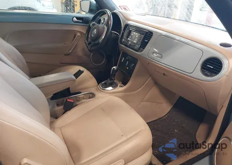 2013 Volkswagen Beetle 2.5L z USA, uszkodzony, nr VIN 3VW5P7ATXDM825773